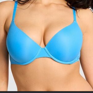 Victoria's Secret Navy Blue and Pink Underwire Bra Wear Anywhere Bra (Pic#2)